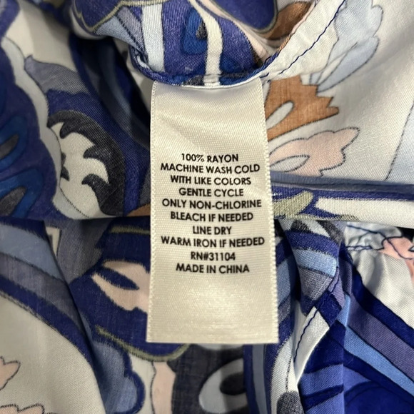 CROWN & IVY Blue paisley tunic top - Picture 9 of 12